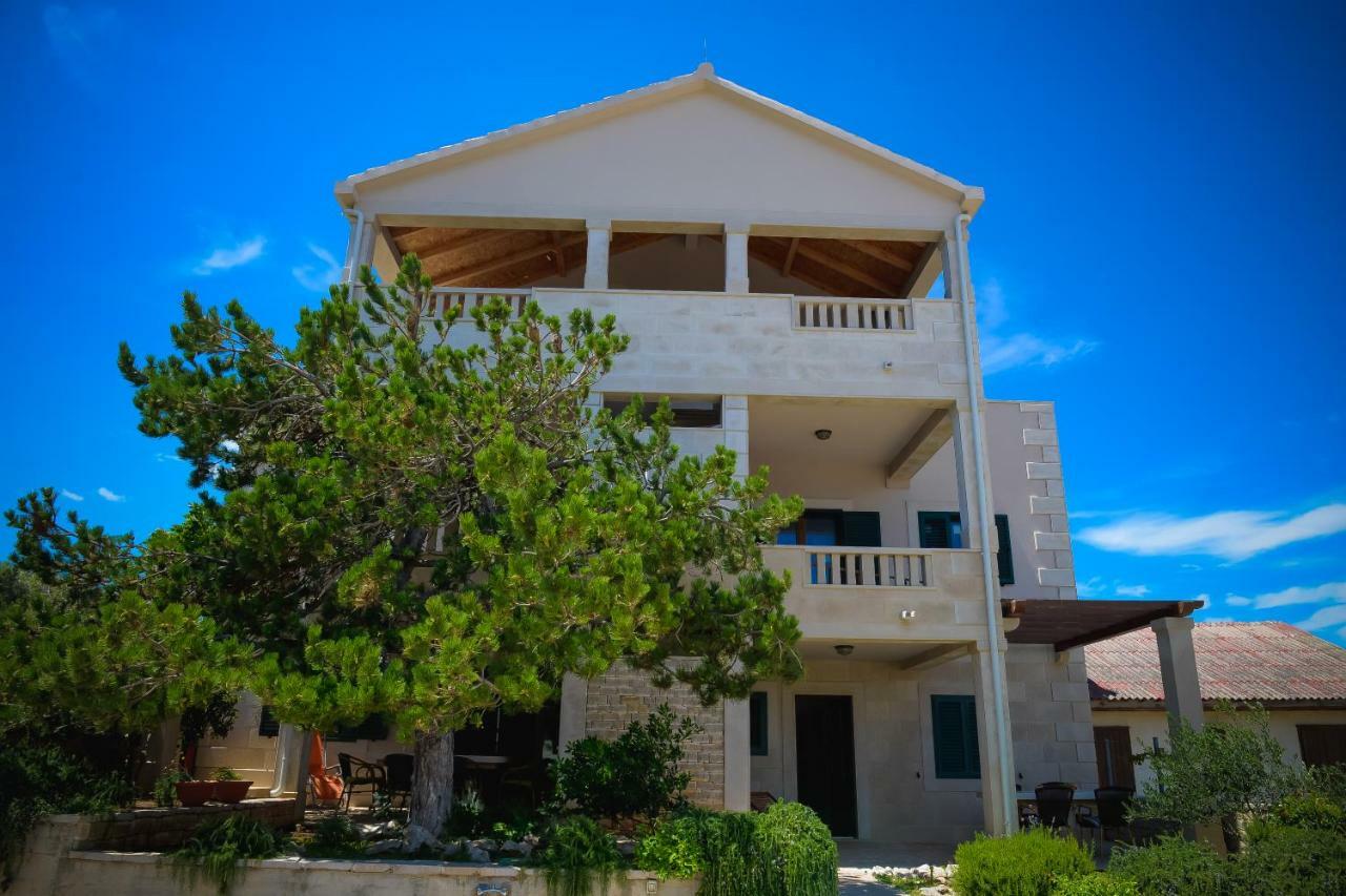 Apartment Markioli Povlja  Εξωτερικό φωτογραφία