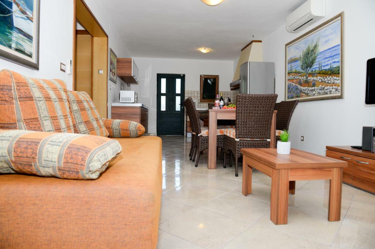 Apartment Markioli Povlja  Εξωτερικό φωτογραφία