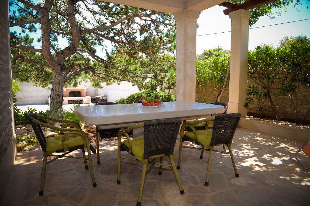 Apartment Markioli Povlja  Εξωτερικό φωτογραφία