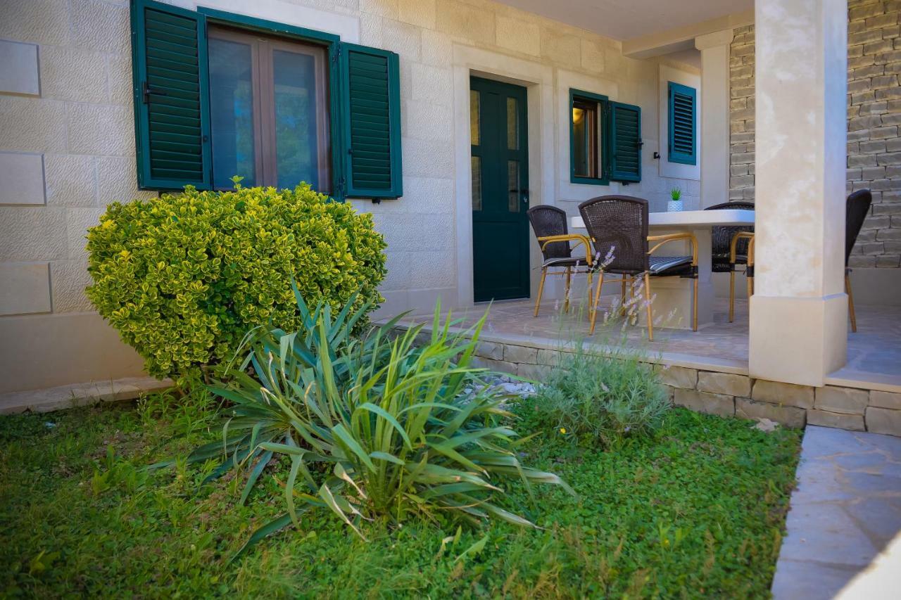 Apartment Markioli Povlja  Εξωτερικό φωτογραφία